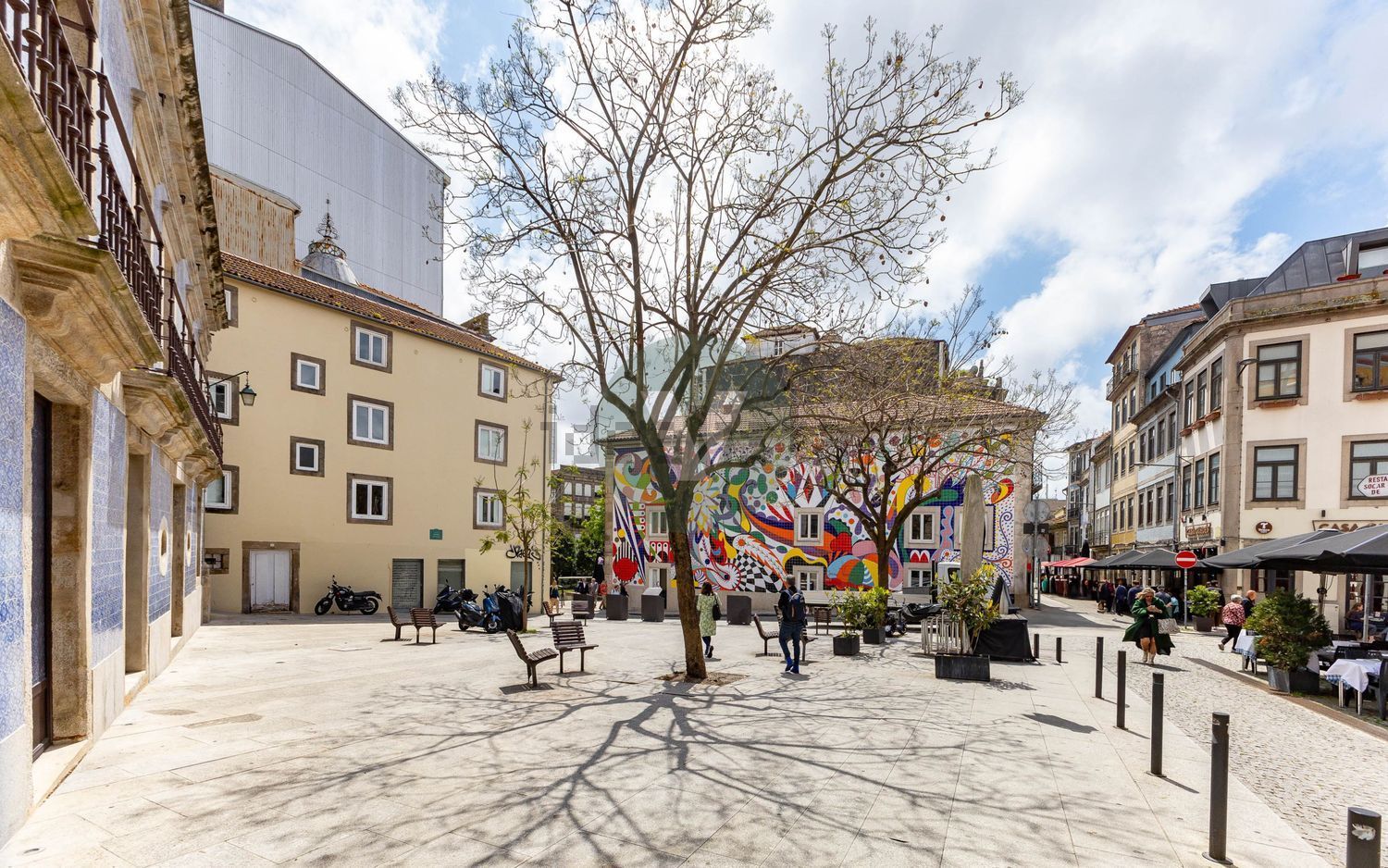 公寓 t1出售在Praça de Carlos Alberto, 88 - 视线