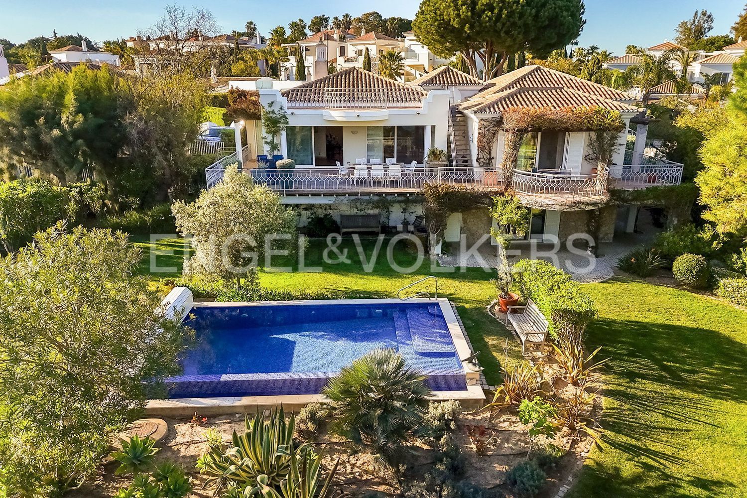 小楼房或别墅出售在 Quinta do Lago - Pinheiros Altos - 游泳池