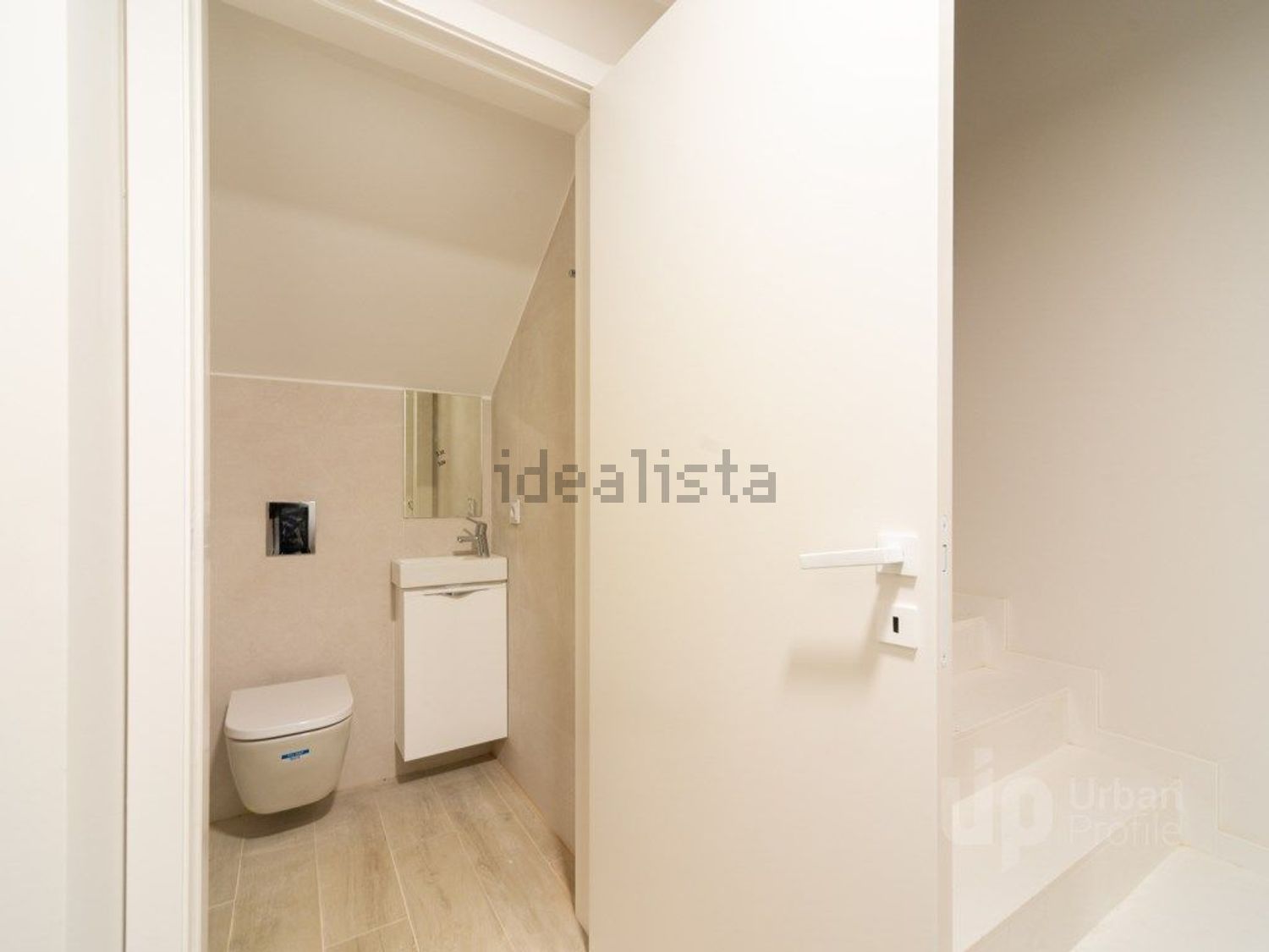 小楼房或独栋别墅出售在Rua Martim Moniz - 卫生间