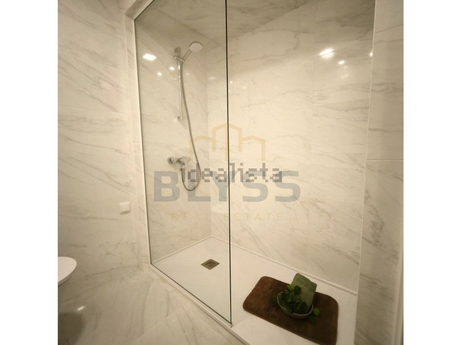 公寓 t3出售在Rua Engenheiro Nobre Guedes - 卫生间