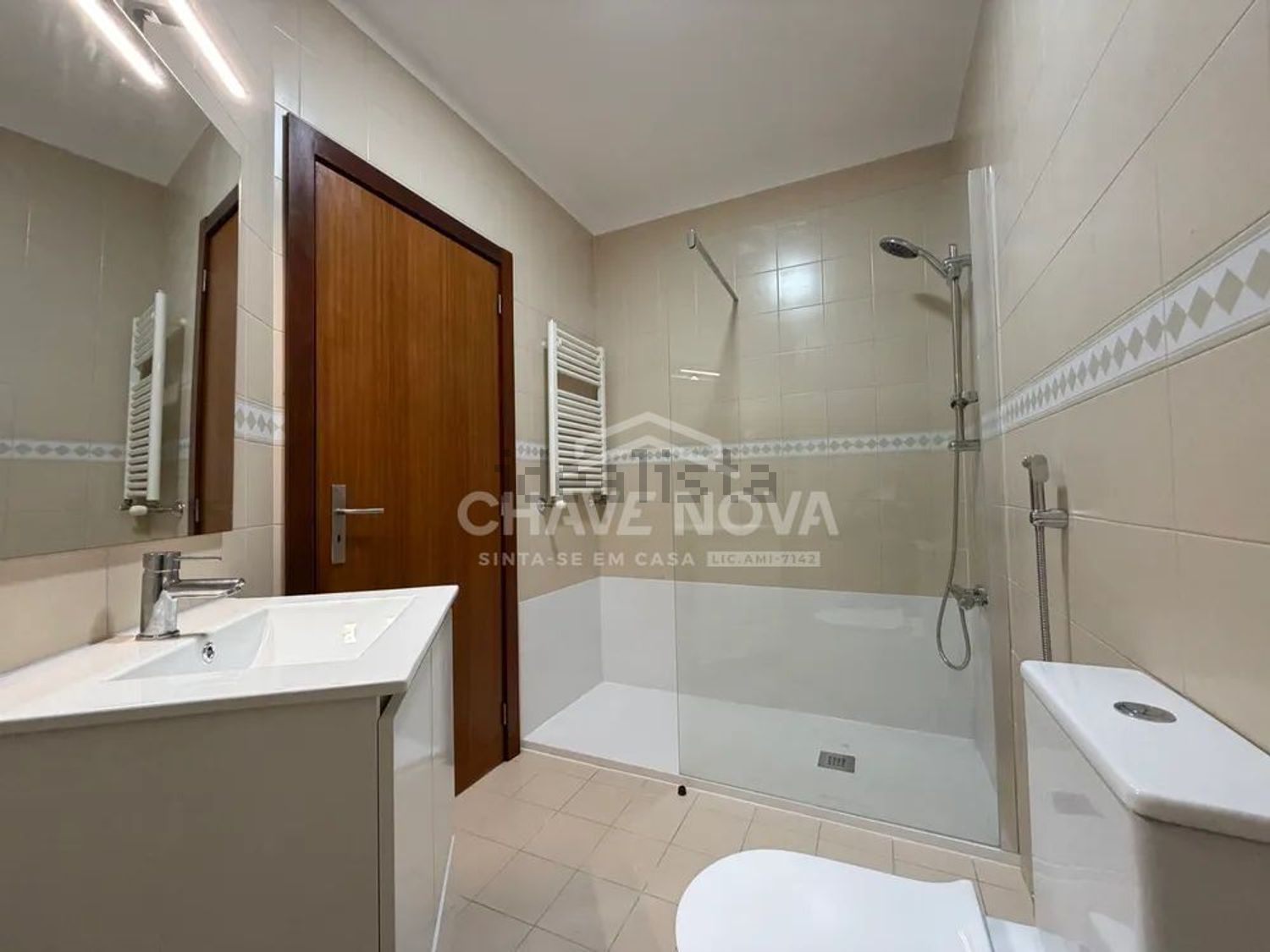 公寓 t2出售在Praceta Julio Duarte - 厨房