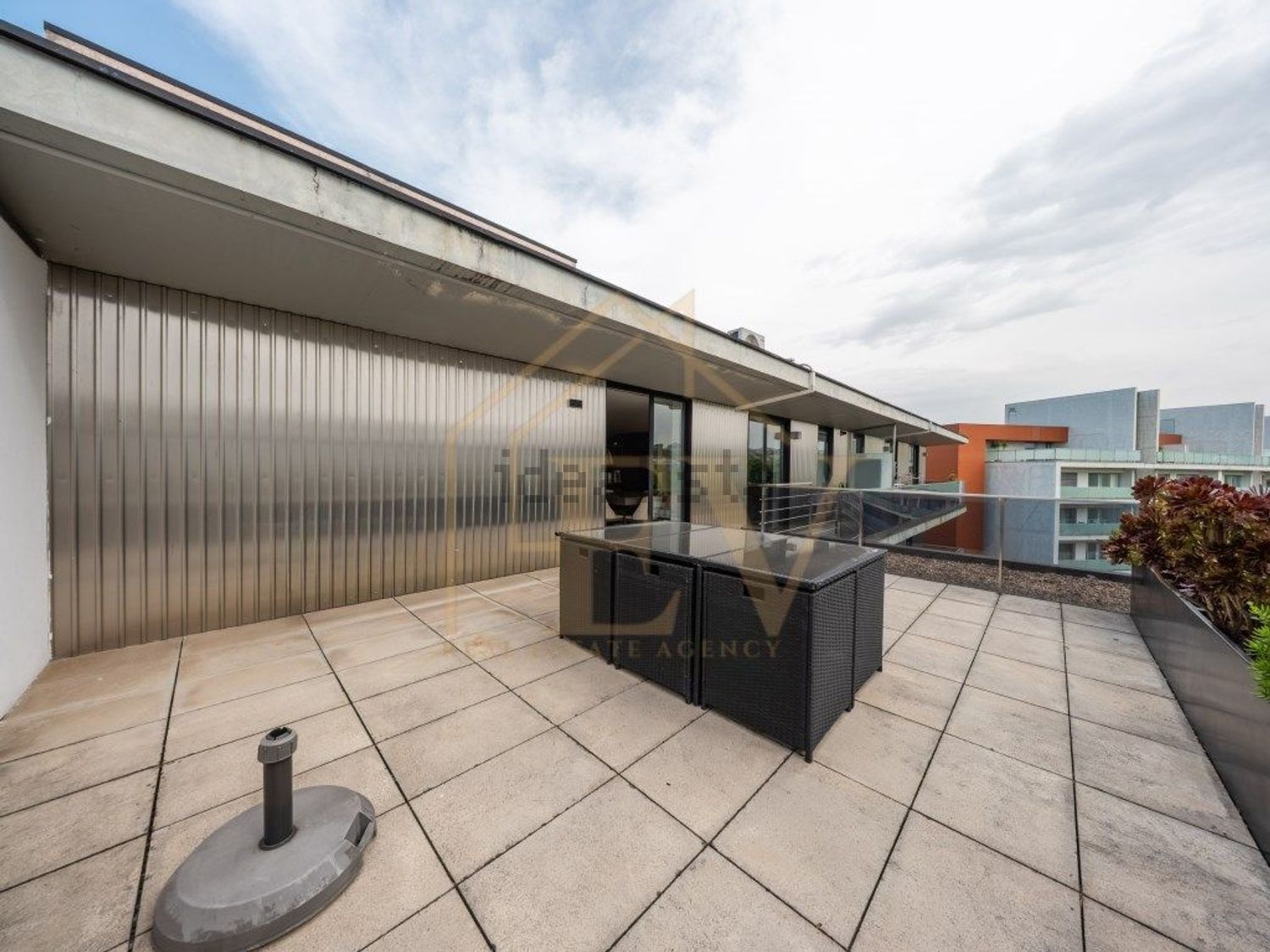 公寓 t3出售在Rua Rómulo de Carvalho - 阳台