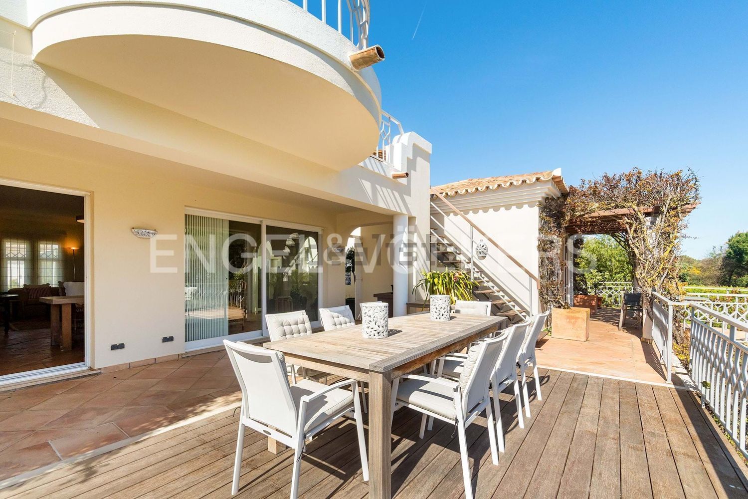 小楼房或别墅出售在 Quinta do Lago - Pinheiros Altos - 阳台