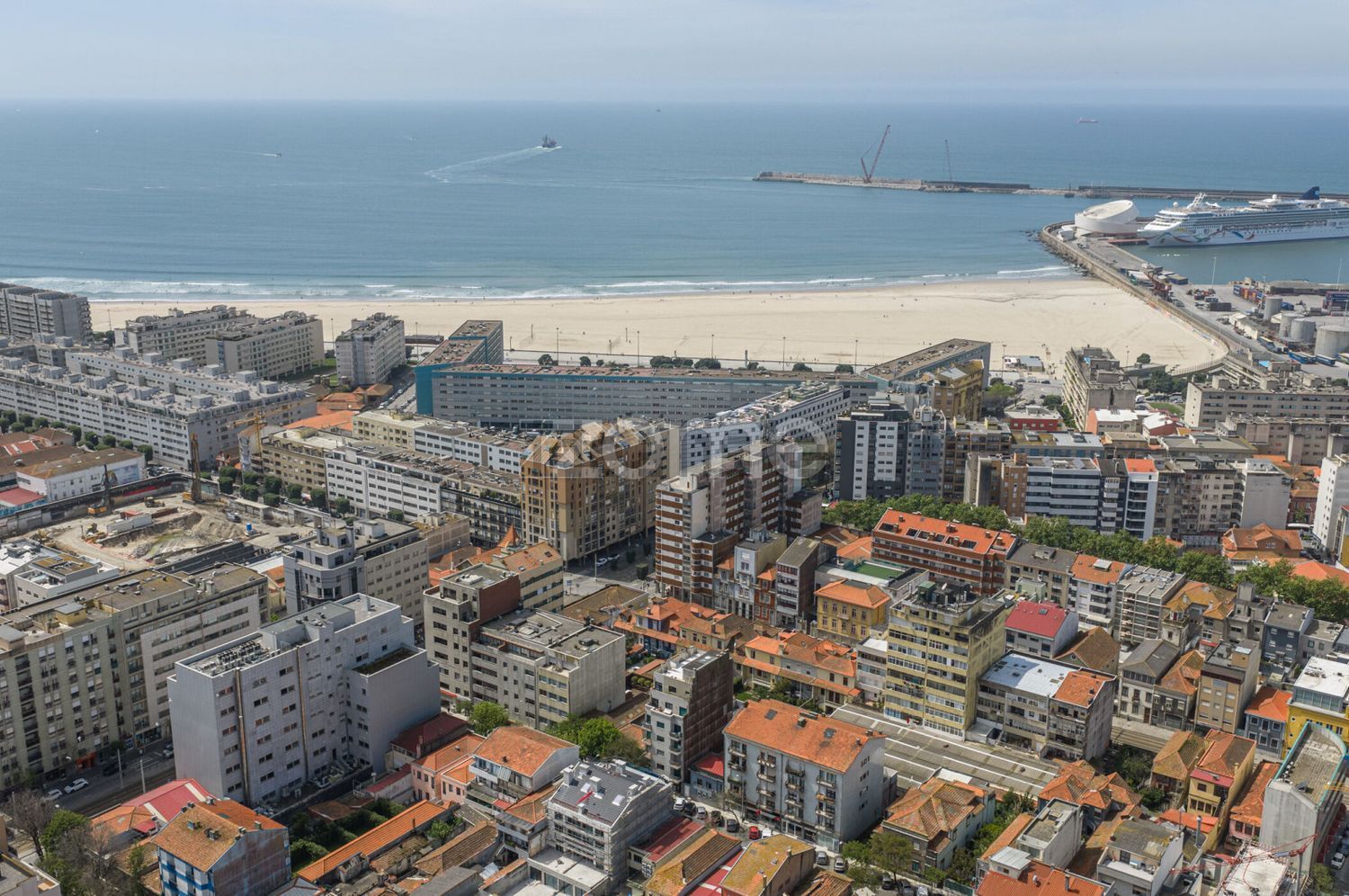 公寓 t4出售在Avenida da República, 305 - 详情