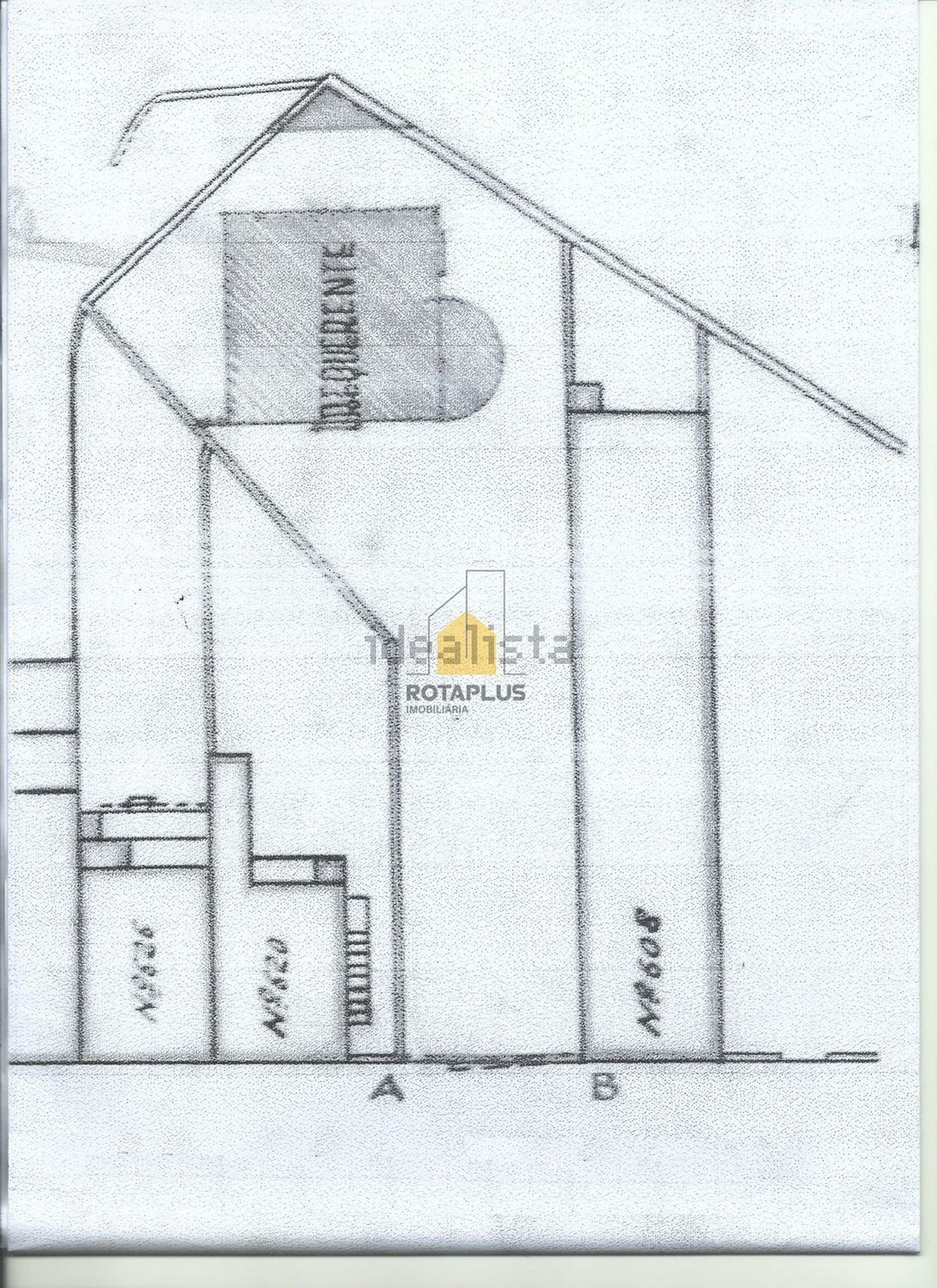 小楼房或独栋别墅出售在Rua de Justino Teixeira - 照片