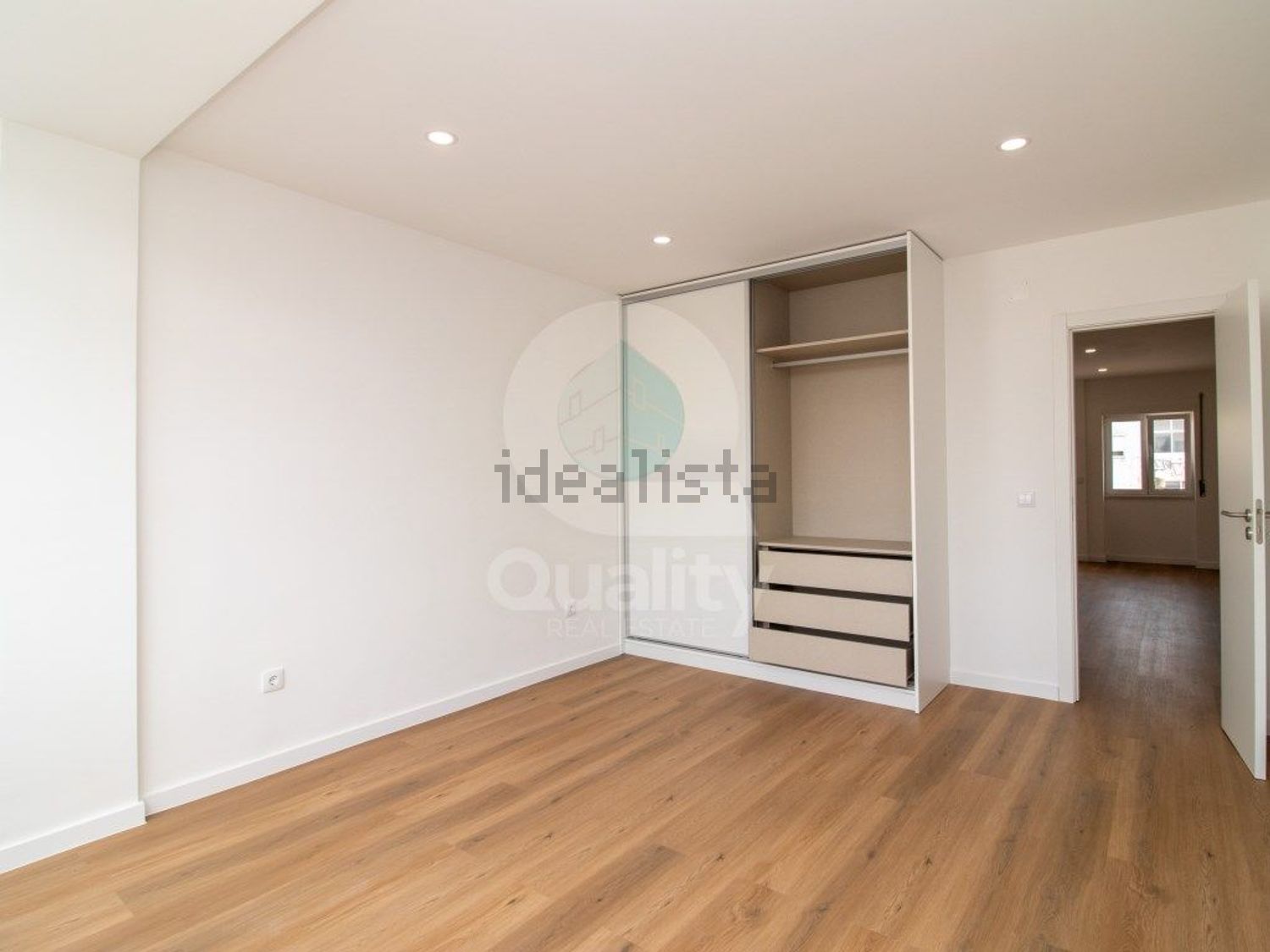 公寓 t1出售在Rua Egas Moniz - 居住