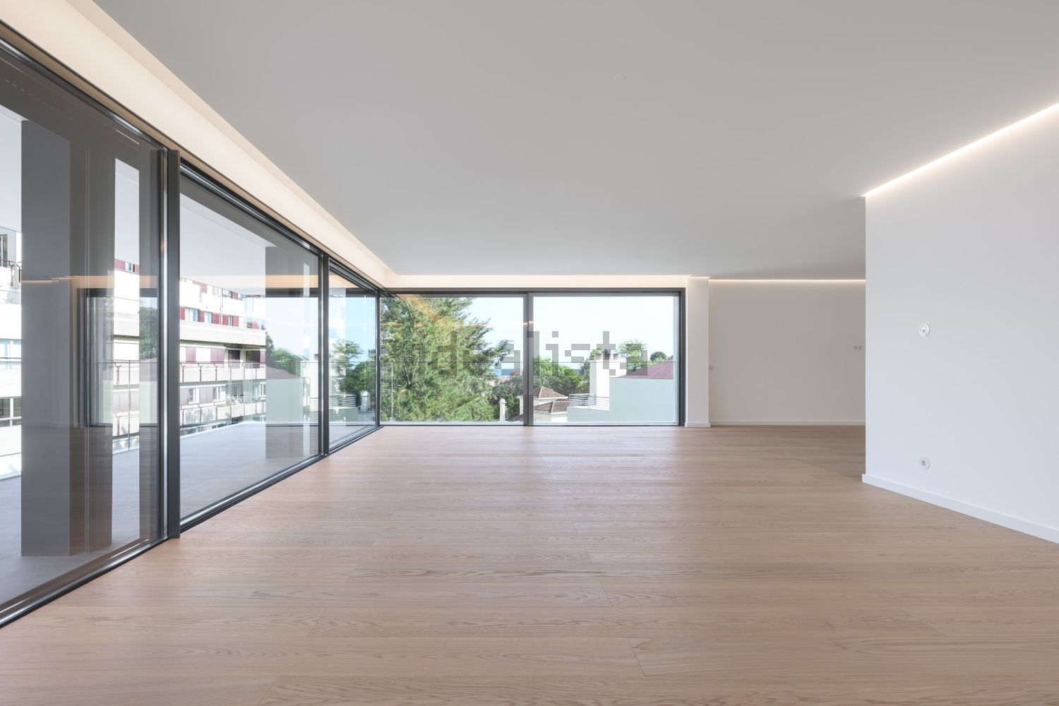 顶层公寓出售在Rua Melo e Sousa, 13 - 阳台