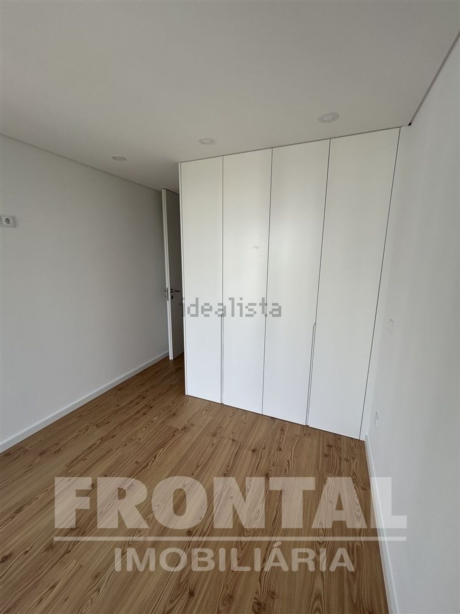 出租公寓 t2在 Hospital São João - Pólo Universitário - 卧室