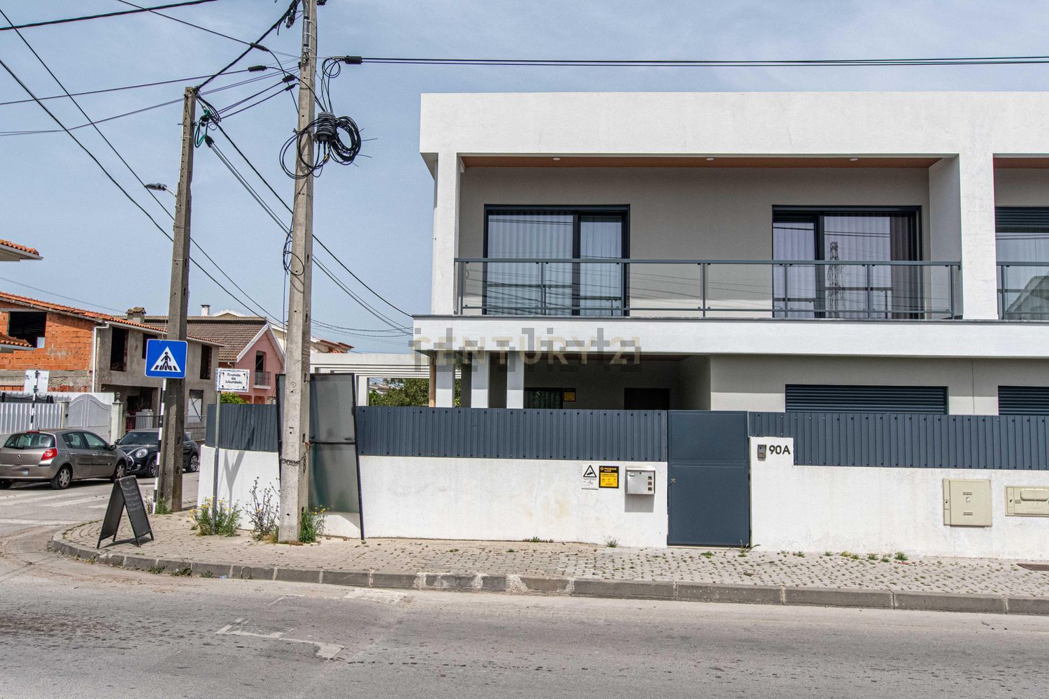 小楼房或独栋别墅出售在Avenida da Liberdade, 90 - 外立面