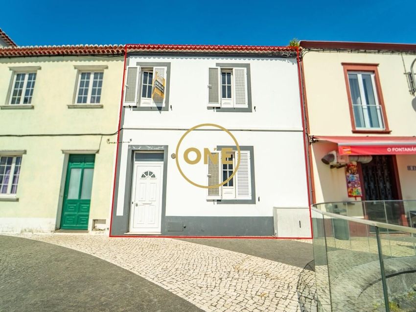 小楼房或别墅出售在 Ribeira Seca