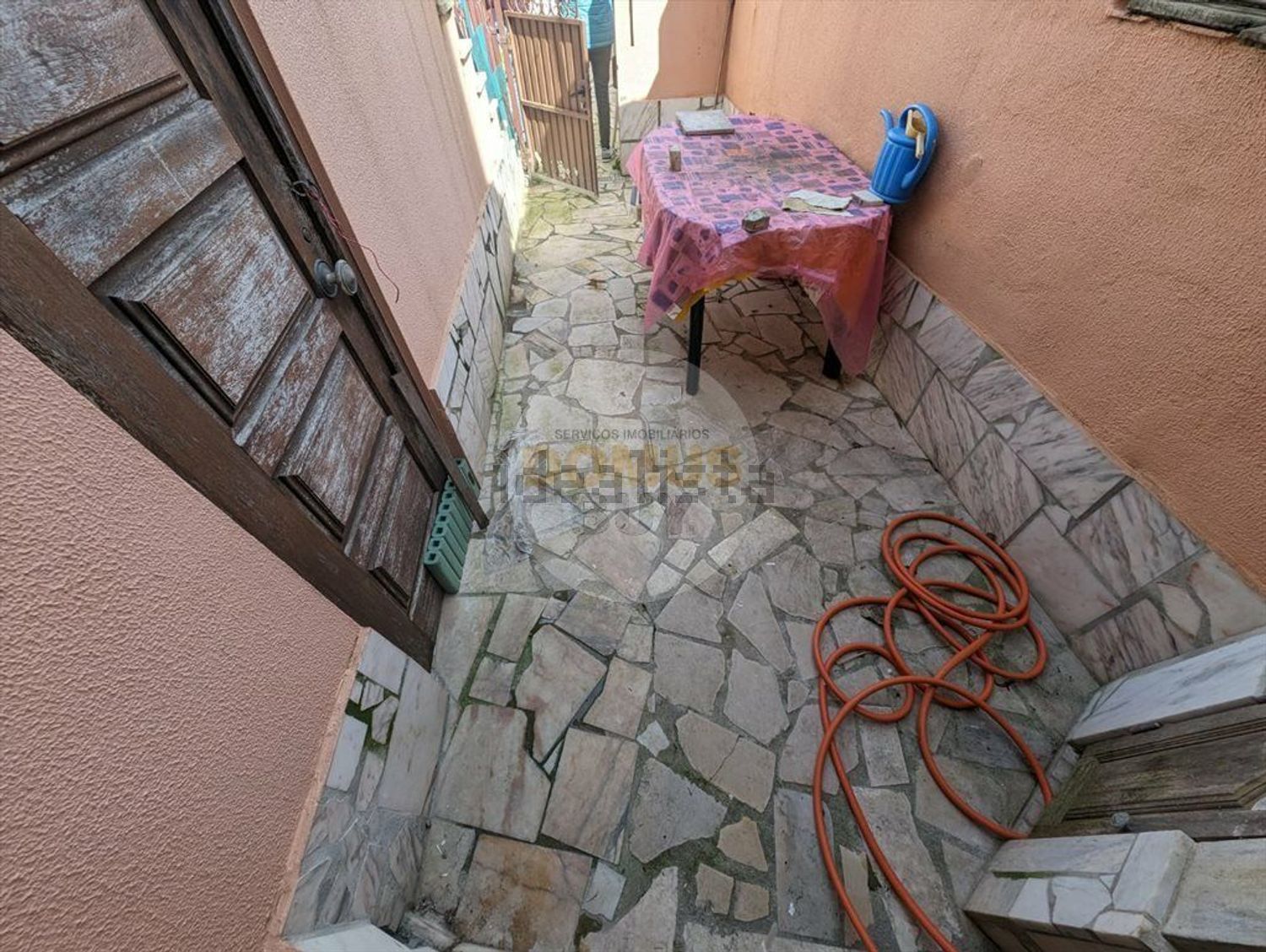 小楼房或独栋别墅出售在 Centro - 阳台
