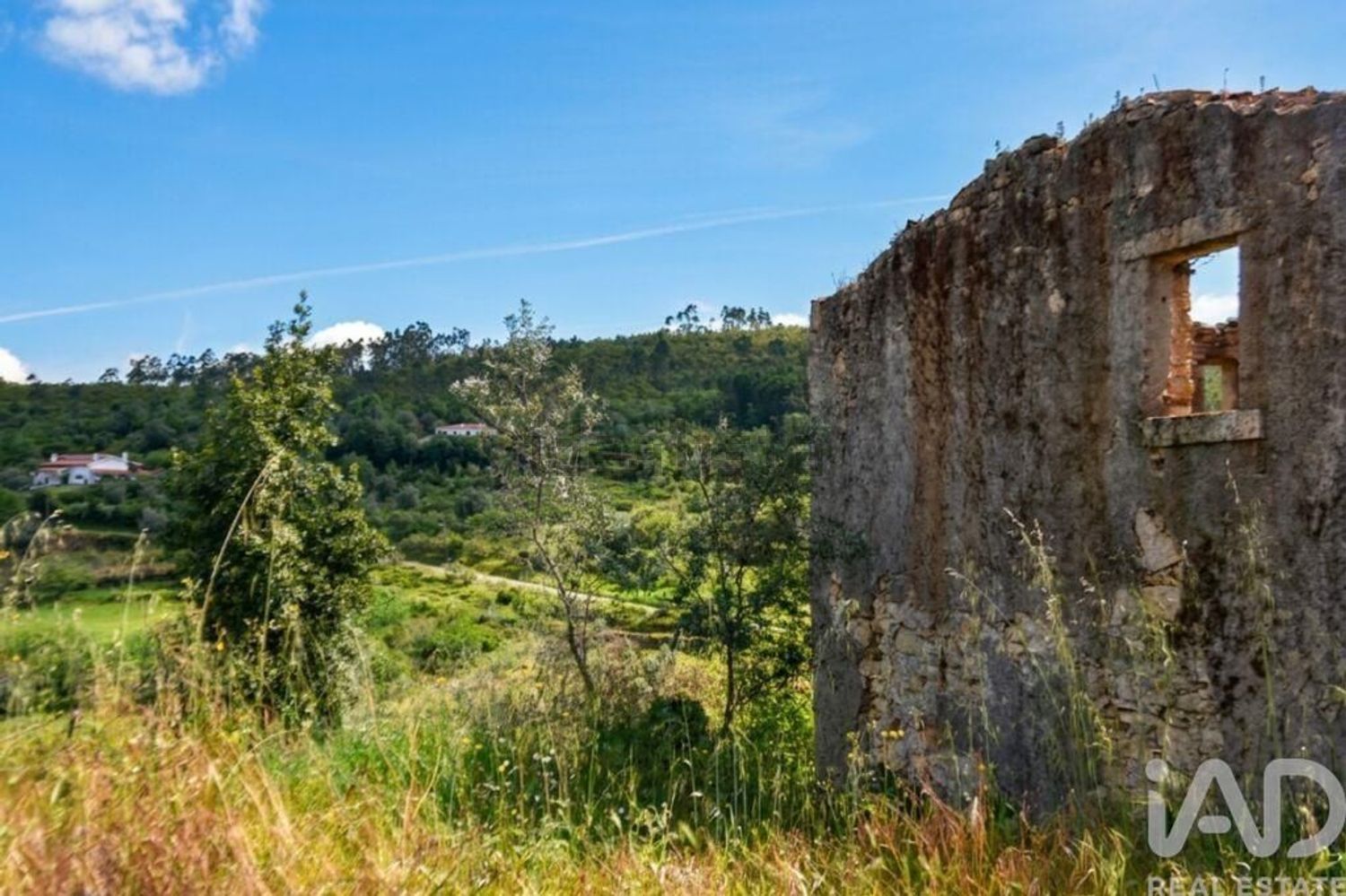 小楼房或独栋别墅出售在 Vila Seca e Bem da Fé - 外立面