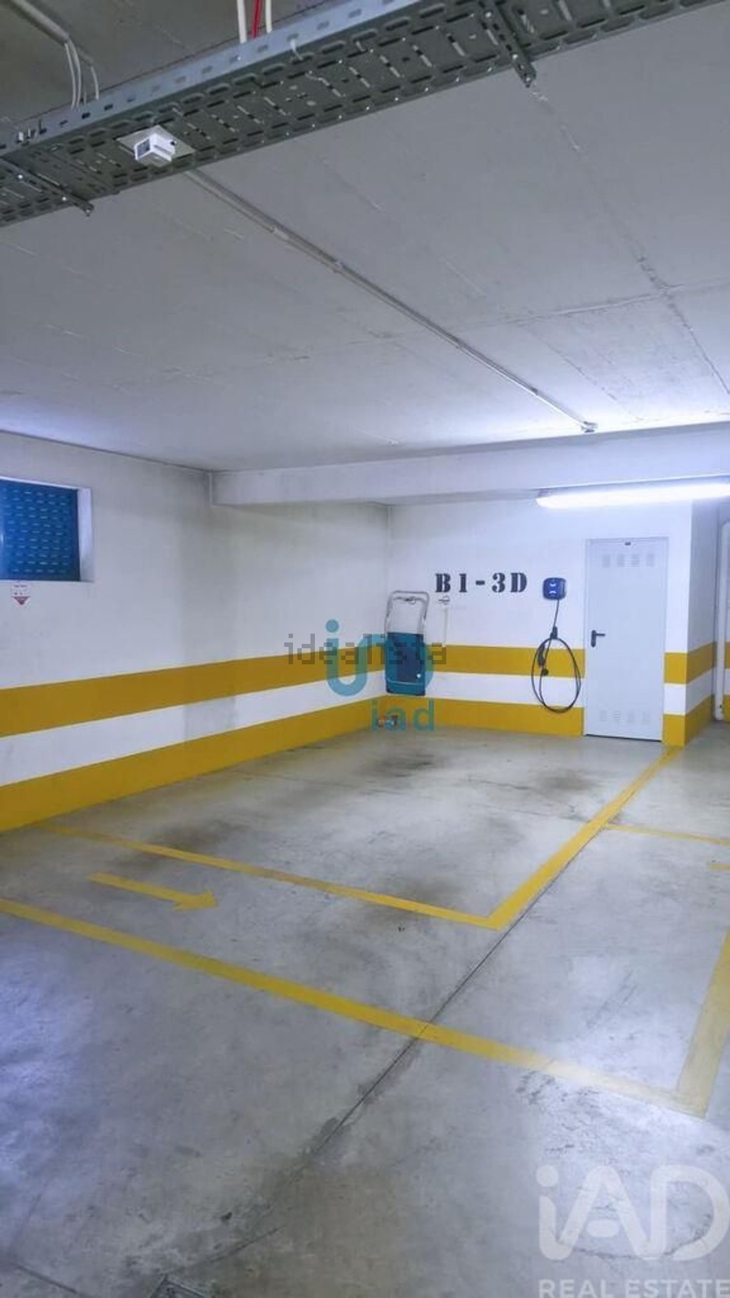 T0（单人公寓）出售在 Zona Nascente - 停车位
