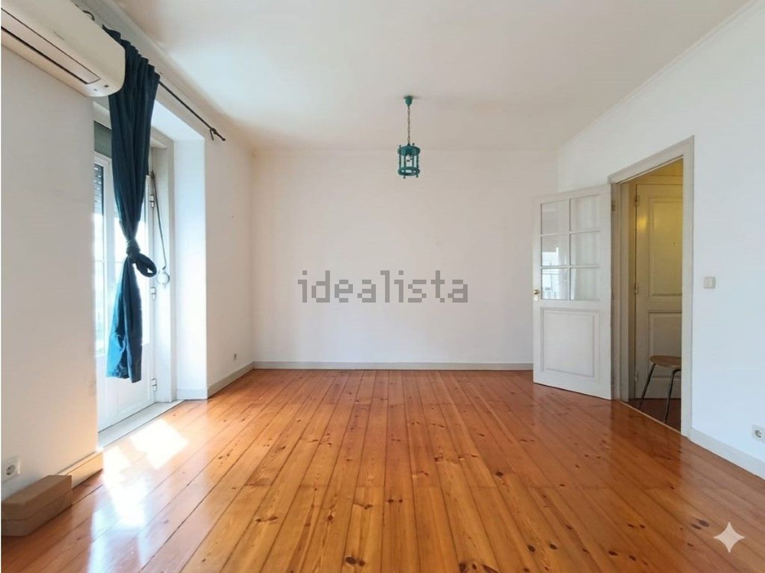 公寓 t3出售在Avenida Almirante Reis, 141 - 客厅