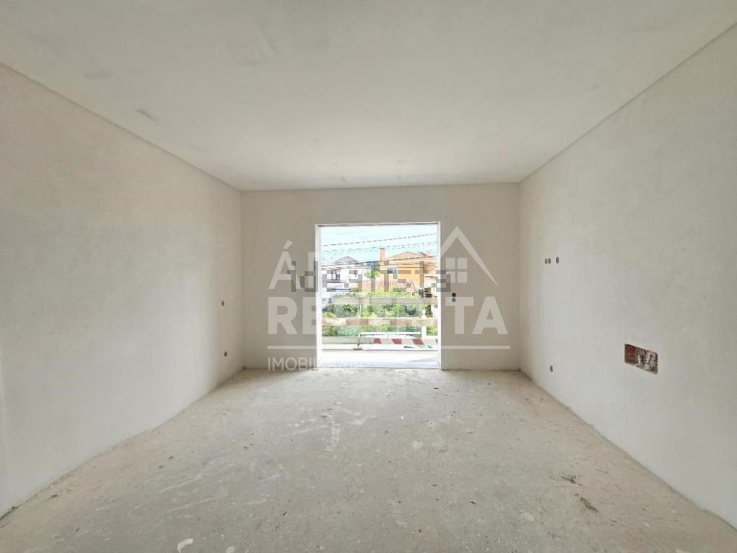 双拼别墅出售在 Bairro Novo - Quinta Dona Maria - 客厅