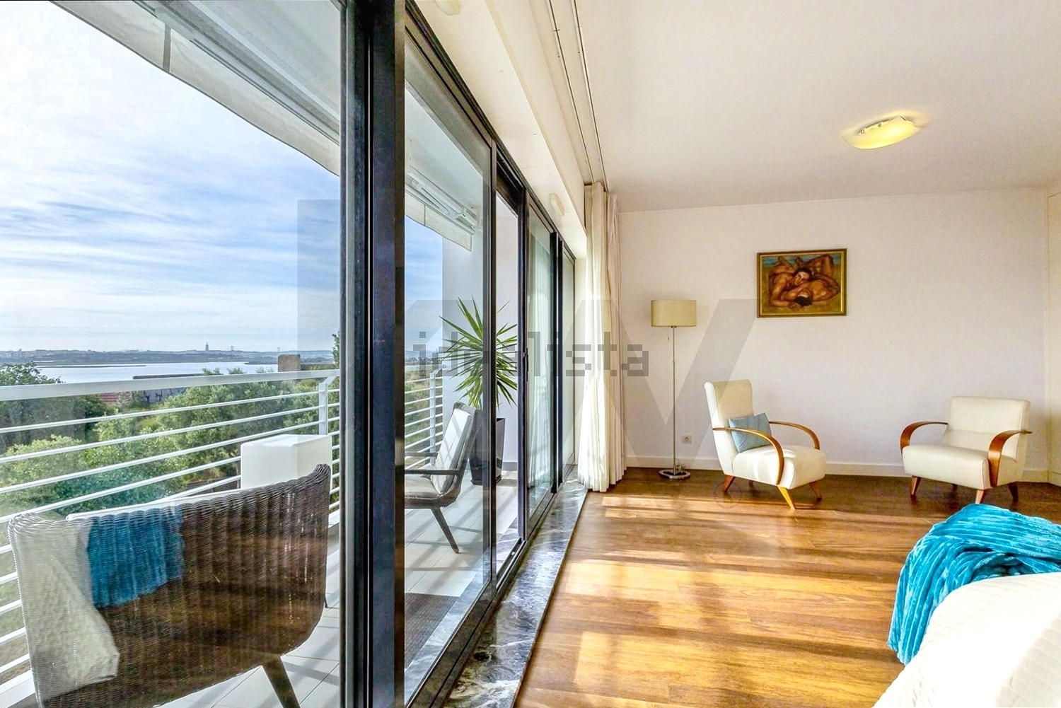 小楼房或别墅出售在 Quinta da Fidalga - Quinta do Outeiro - Murtinheira - 阳台