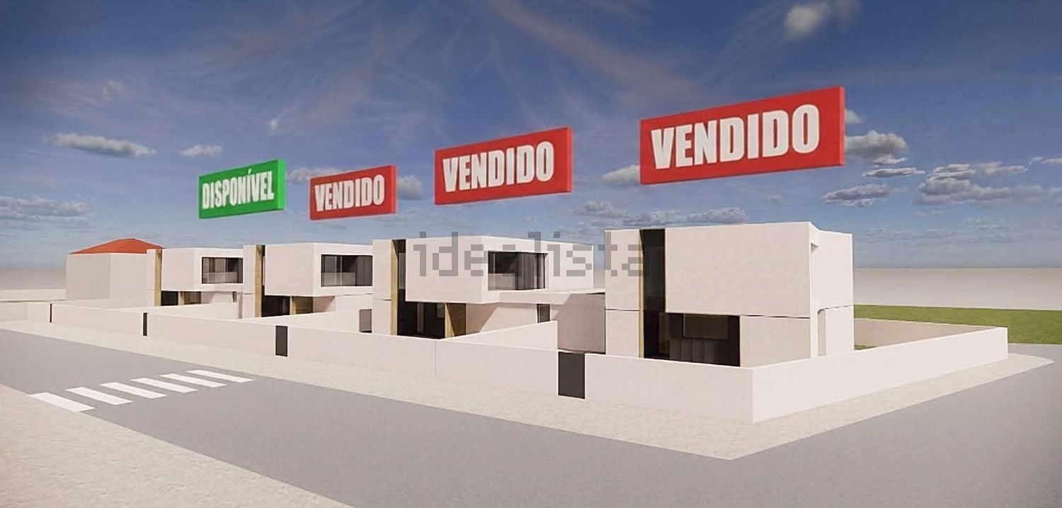 小楼房或独栋别墅出售在 Tv. Vessadas, 4805 - 照片