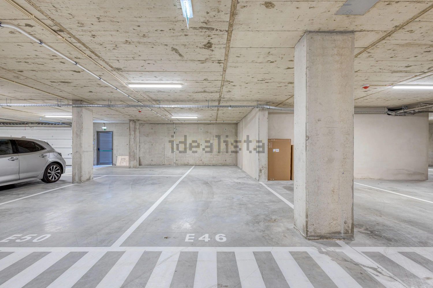 公寓 t3出售在Avenida João Silva Pinto, 564 - 停车位