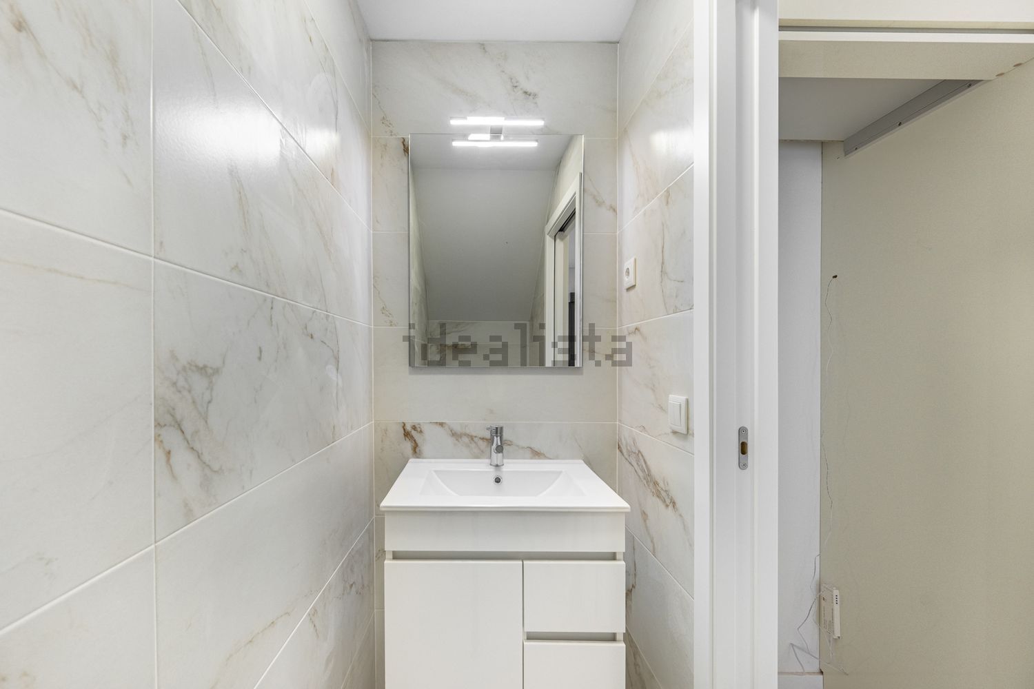 小楼房或独栋别墅出售在Rua da Arcela, 86 - 卫生间