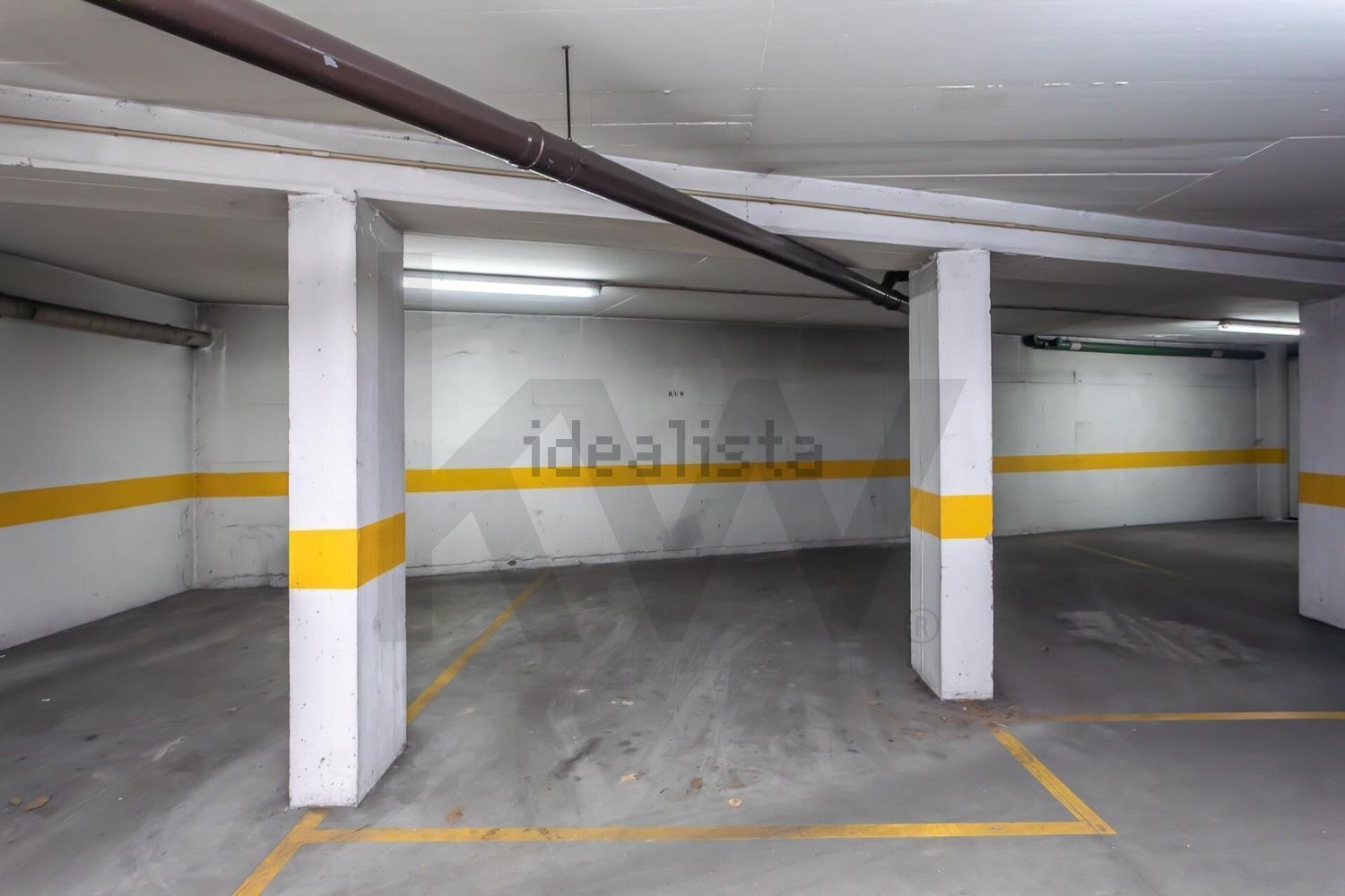 公寓 t2出售在Rua de Alcaniça, 4 - 停车位