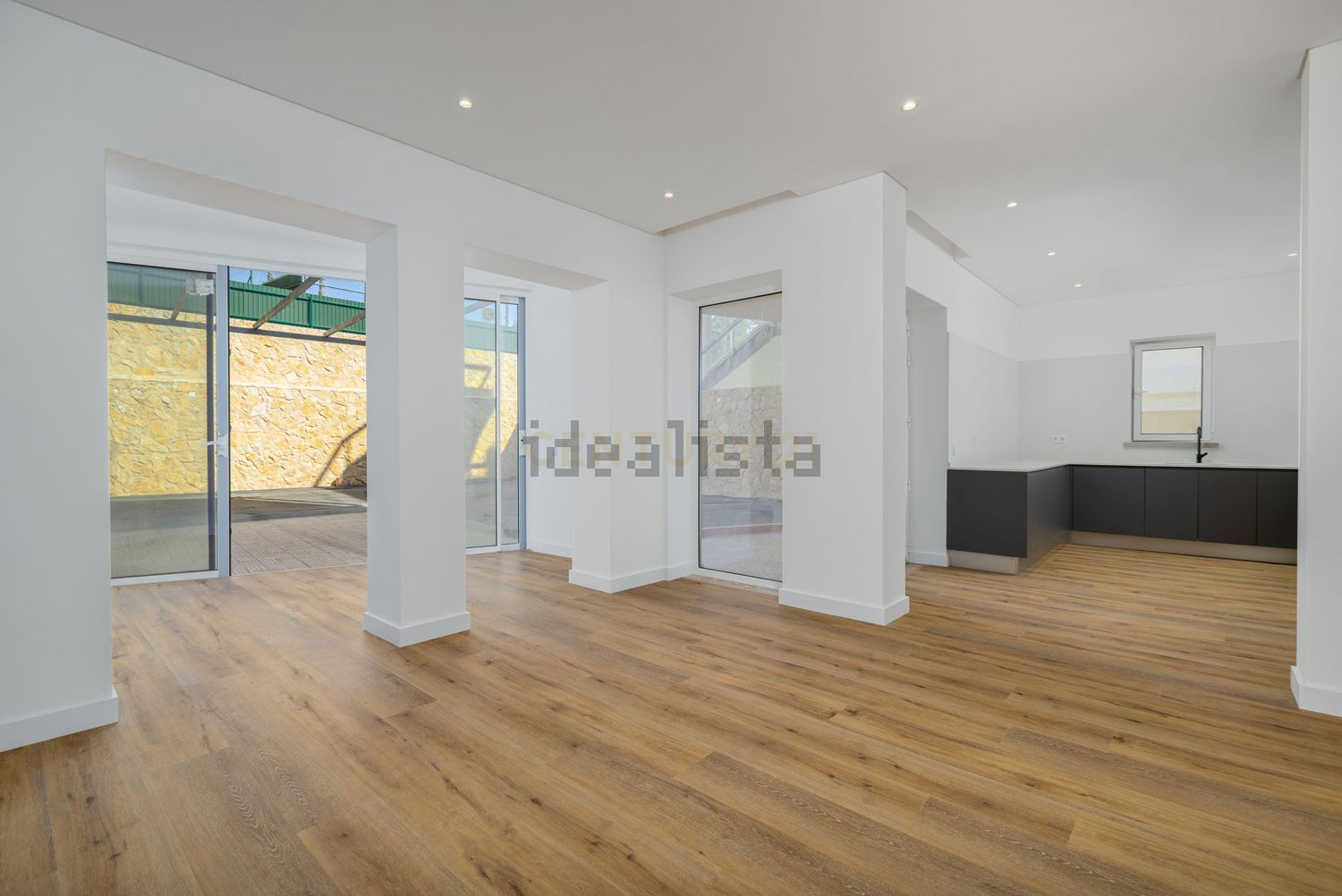 公寓 t3出售在Rua Ascensão Guimarães, 53 - 居住