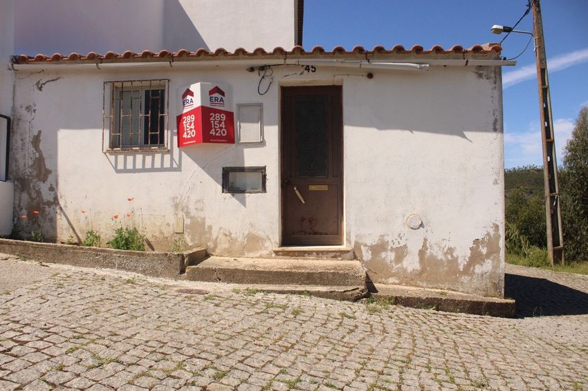 双拼别墅出售在 São Marcos da Serra