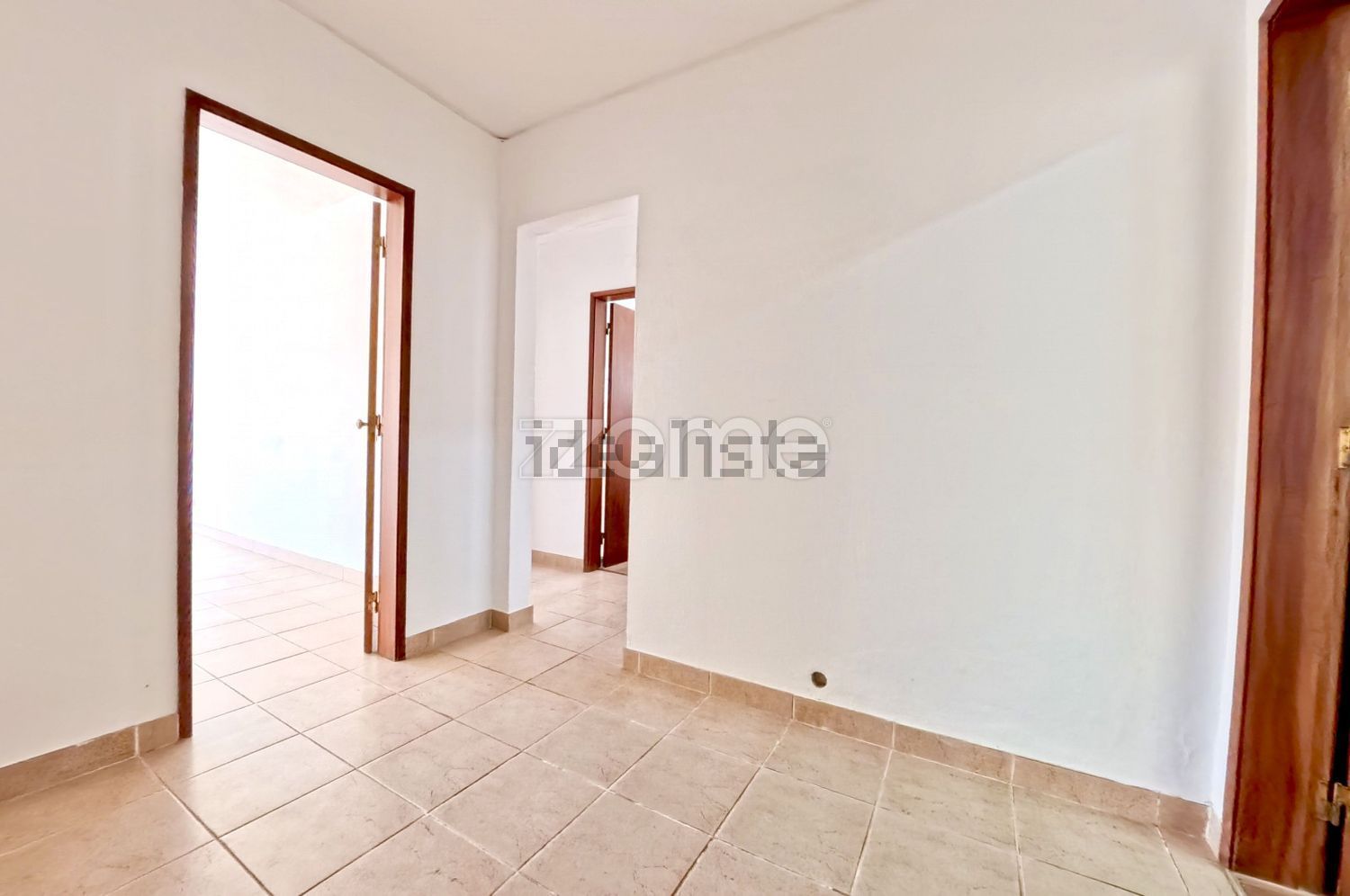 公寓 t2出售在Rua Pintor Bernardo Marques s/n - 前厅