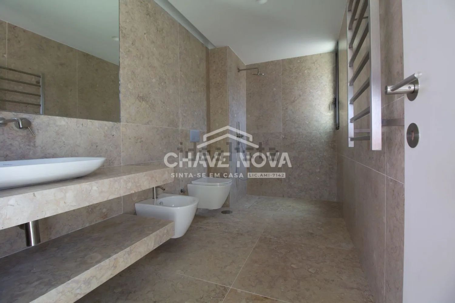 公寓 t4出售在Rua São Marcos - 卫生间