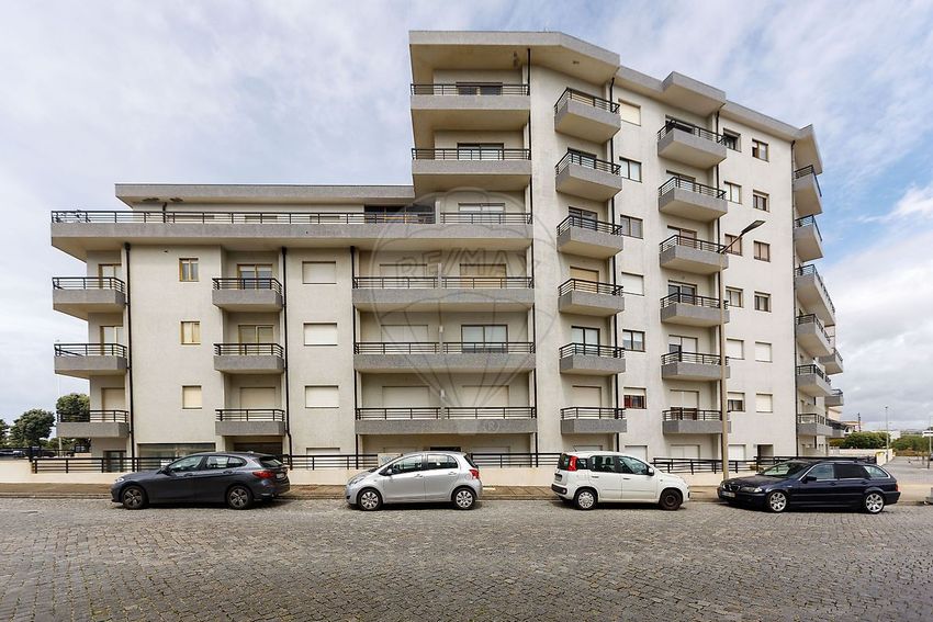 公寓 t2出售在Rua do Cais dos Assentos