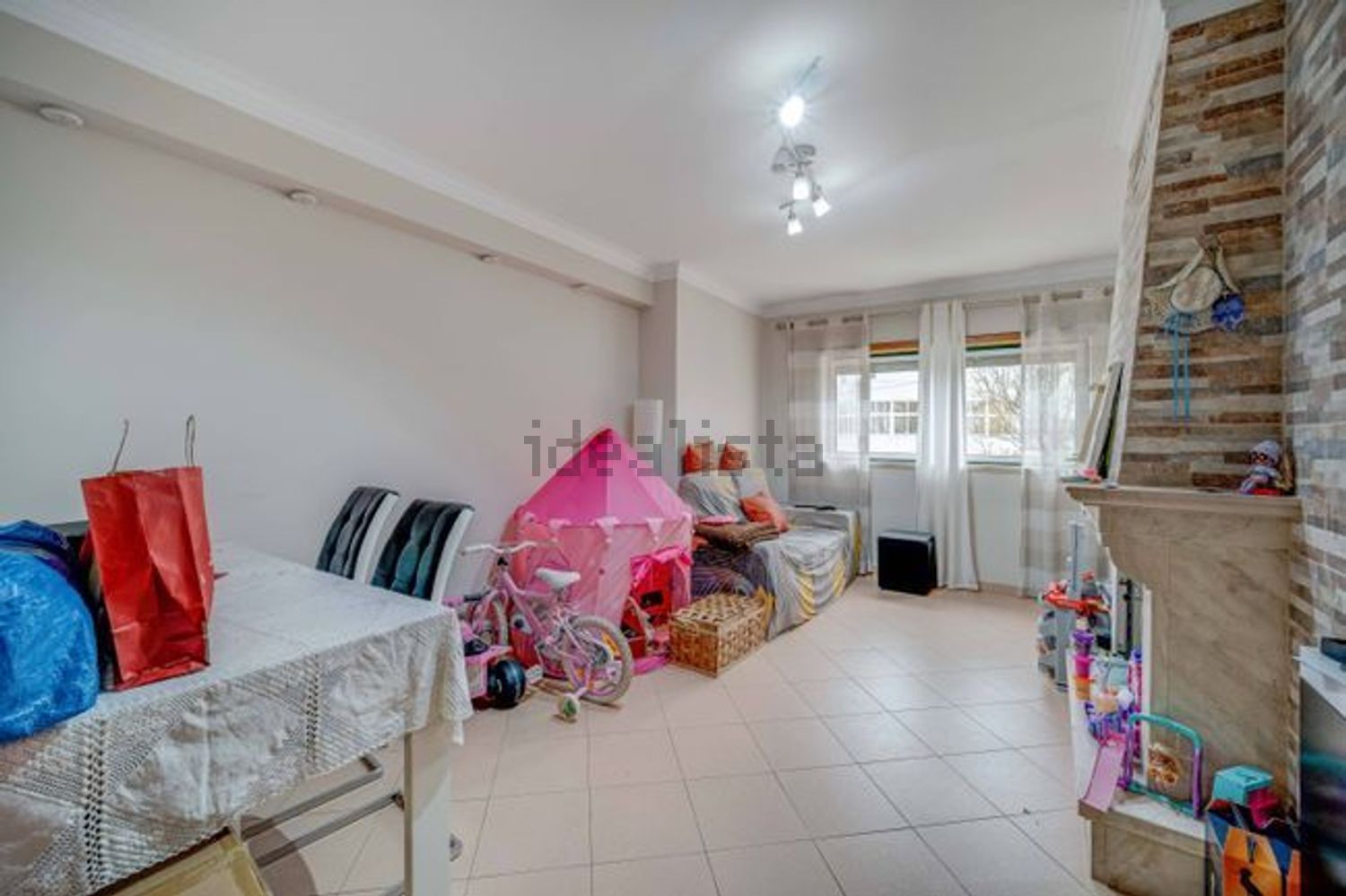 公寓 t2出售在Estrada Municipal, 510 - 卧室