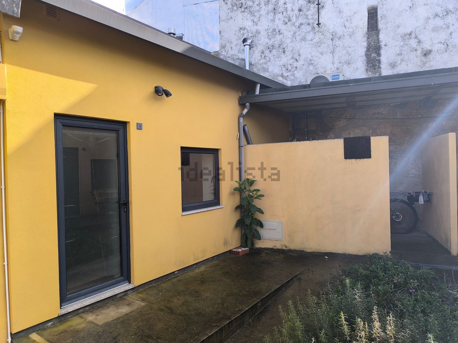 出租联排别墅在Rua Freire de Andrade, 50 - 外立面