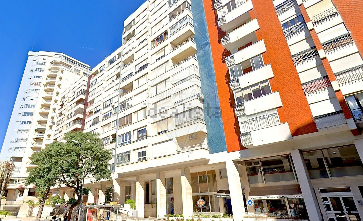 公寓 t3出售在Avenida Bombeiros Voluntários de Algés - 视线