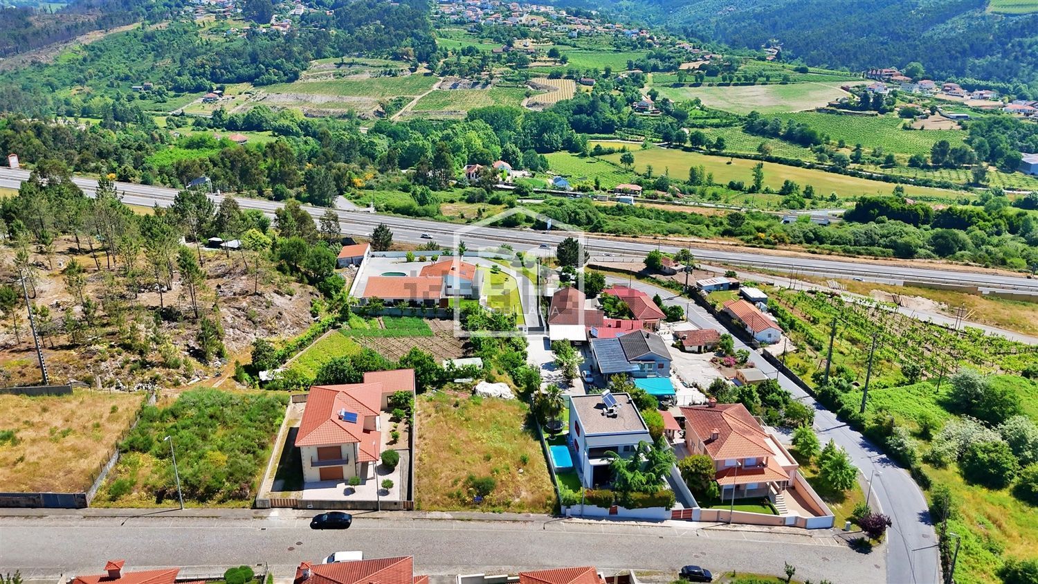 小楼房或独栋别墅出售在Rua Da Seixosa, 70 - 阳台