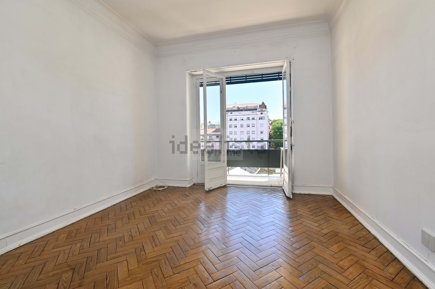 公寓 t2出售在Avenida Frei Miguel Contreiras, 36 - 客厅