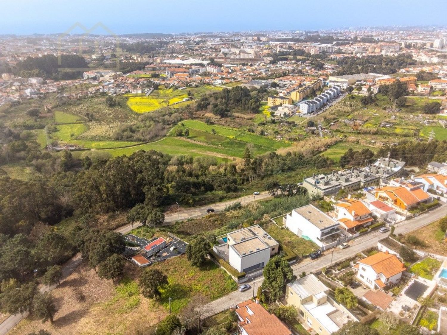 小楼房或独栋别墅出售在Rua Belo Horizonte - 视线