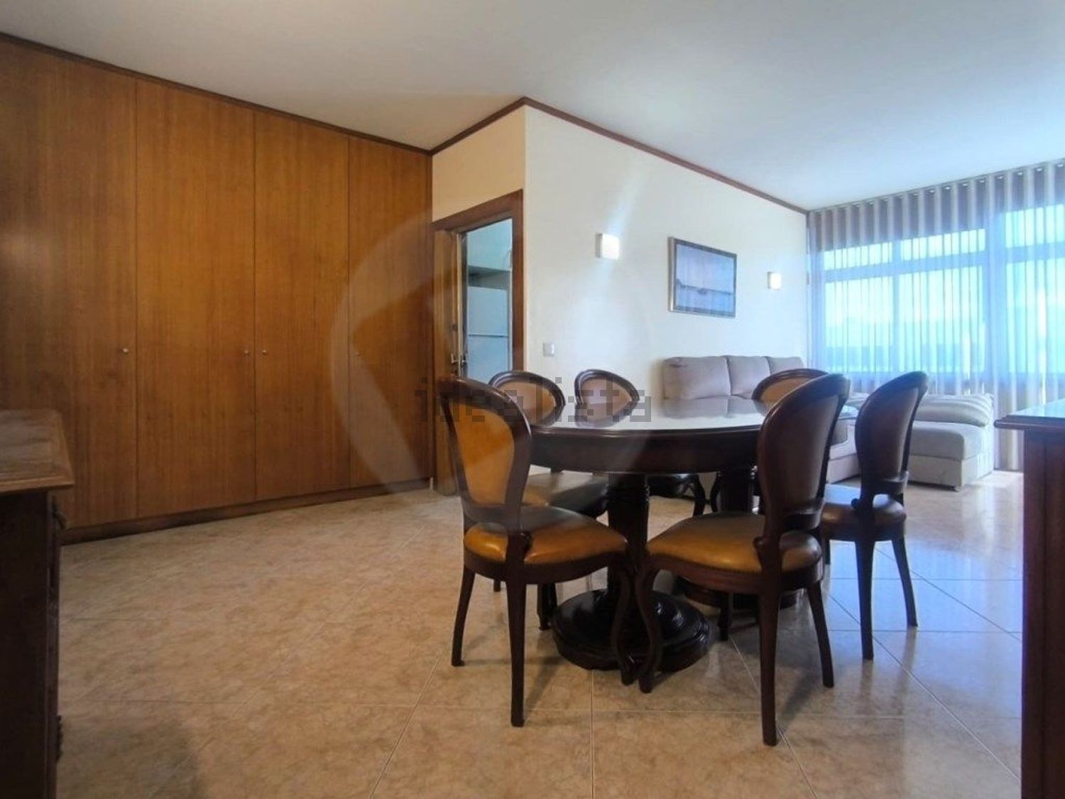 公寓 t2出售在Avenida Santos Graça, 401 - 客厅