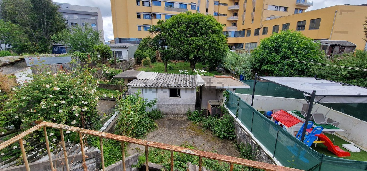 公寓 t2出售在Rua Heróis da Pátria, 52 - 花园