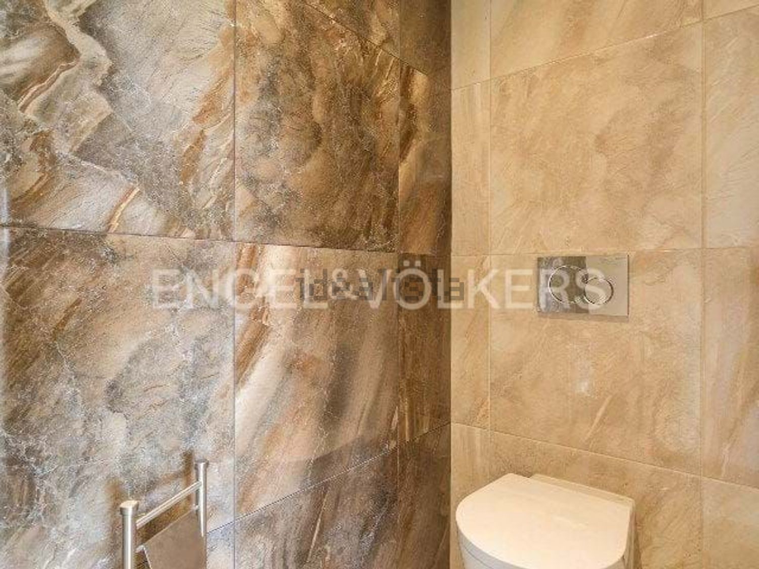 小楼房或别墅出售在 Praia da Rocha - 卫生间