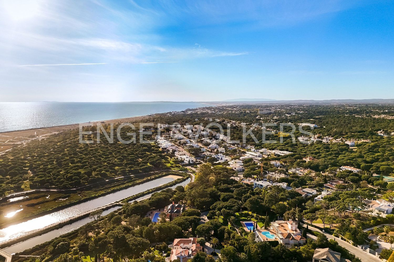 小楼房或别墅出售在 Quinta do Lago - Pinheiros Altos - 视线