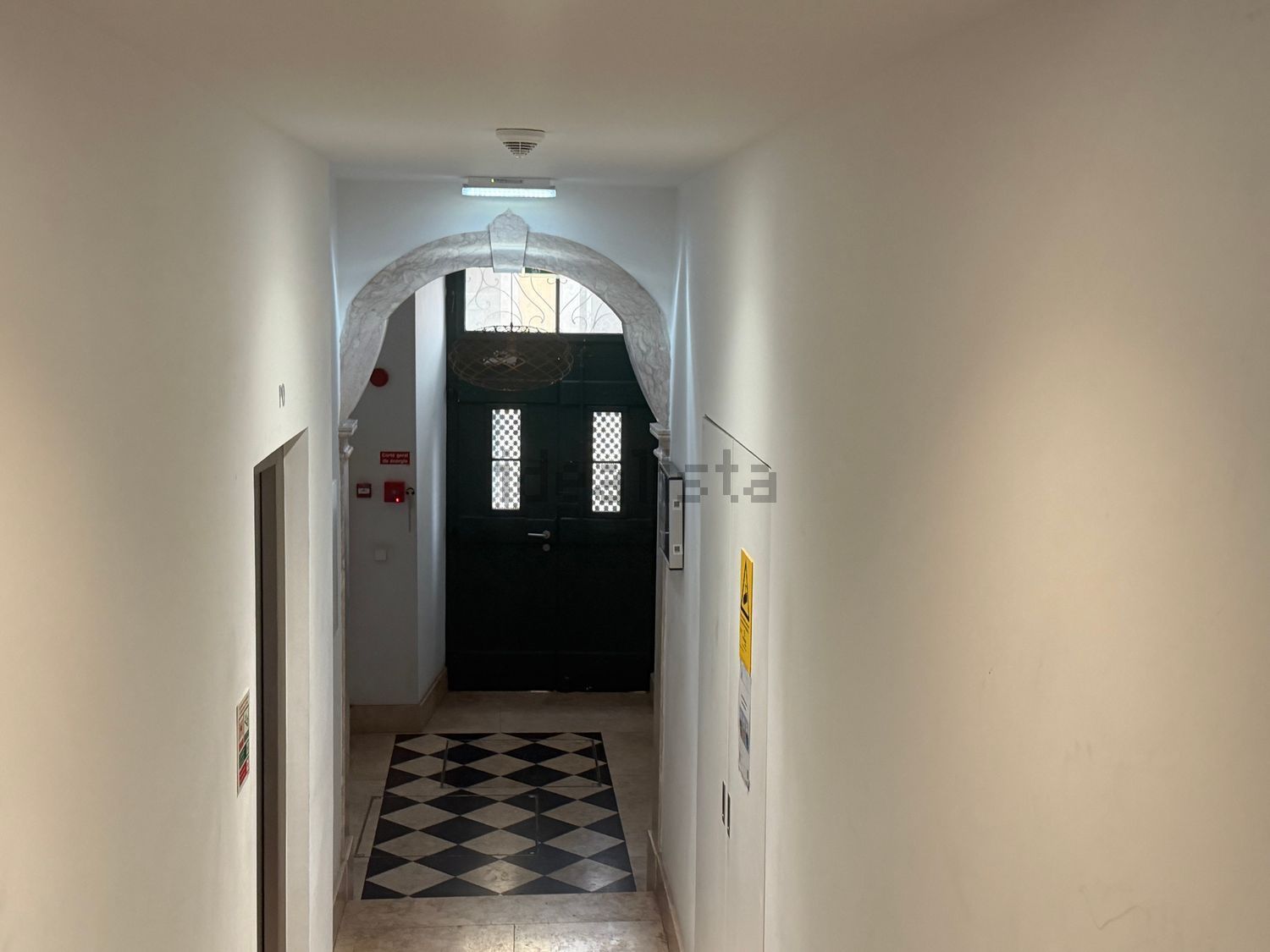 出租公寓 t1在Rua Vítor Cordon, 38 a - 过道