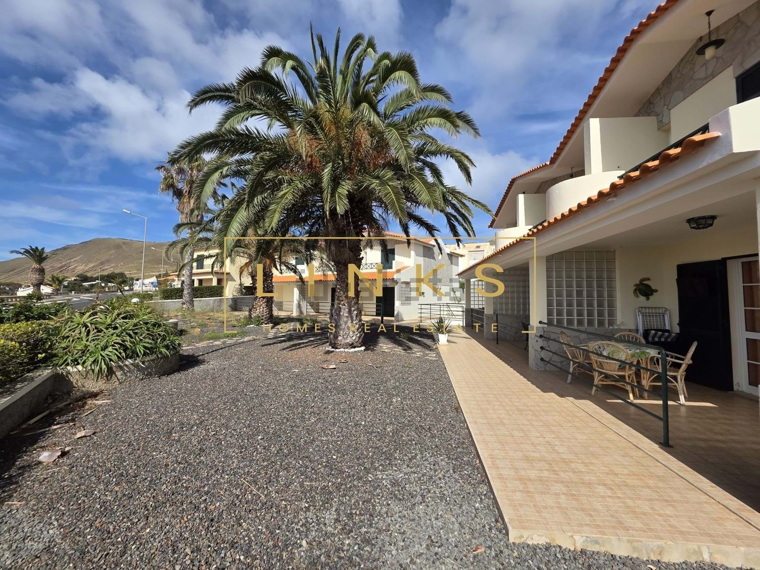 小楼房或别墅出售在 Porto Santo - 外立面