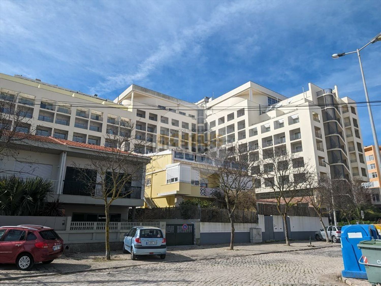小楼房或独栋别墅出售在 Centro - 视线
