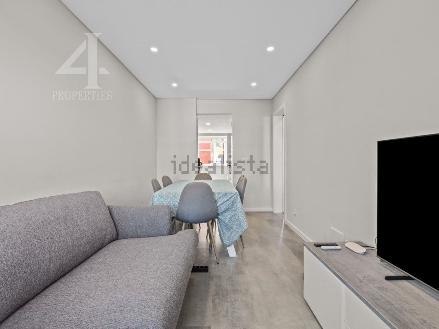 公寓 t2出售在Rua Actriz Adelina Abranches, 13 - 客厅