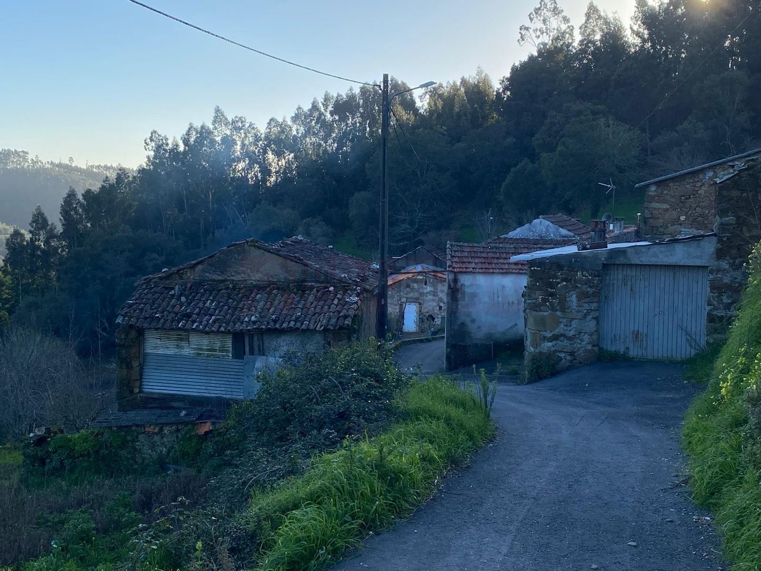 小楼房或独栋别墅出售在Rua do Cruzeiro, 1 - 详情