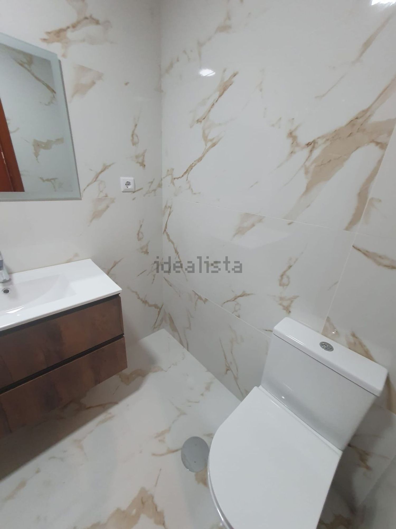 公寓 t2出售在Travessa Tapada de Santo António, 15 - 卫生间