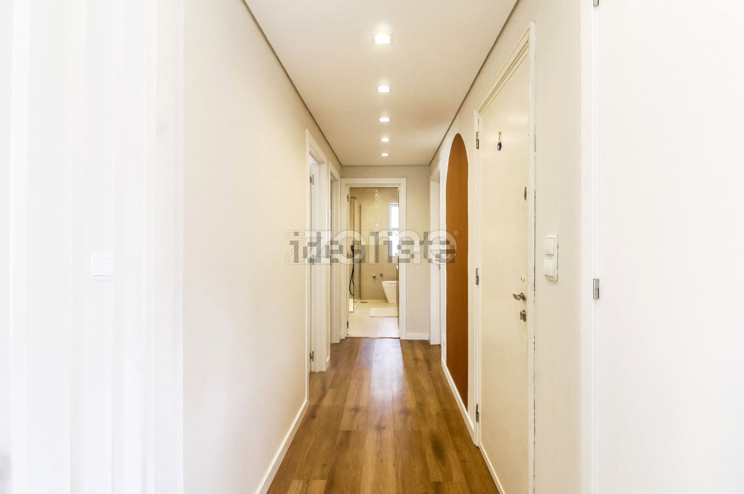 公寓 t3出售在Avenida Vasco da Gama, 200 - 过道