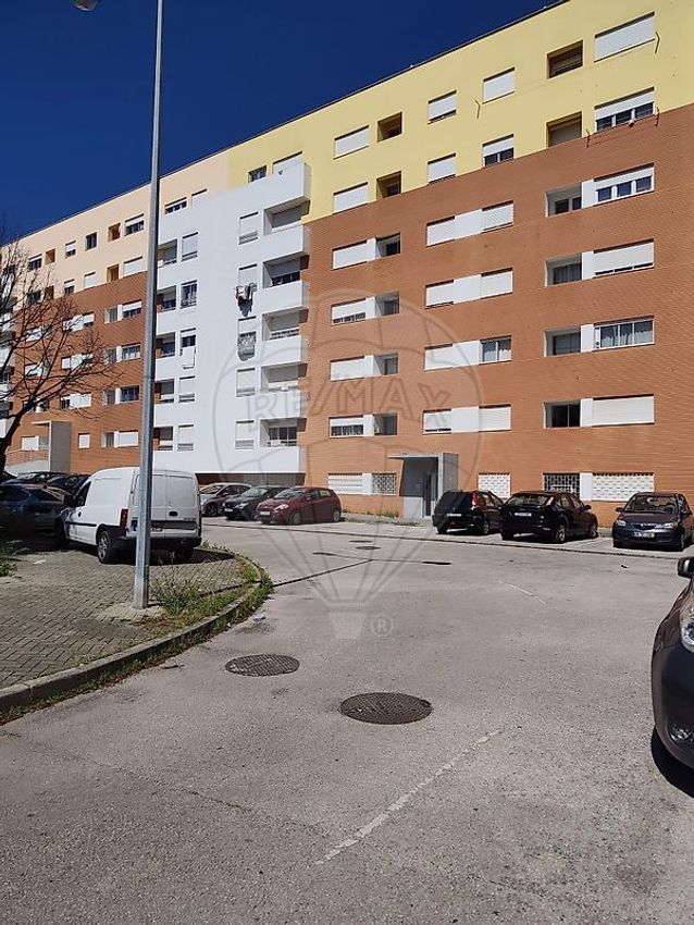 出租公寓 t1在Praceta António Gião