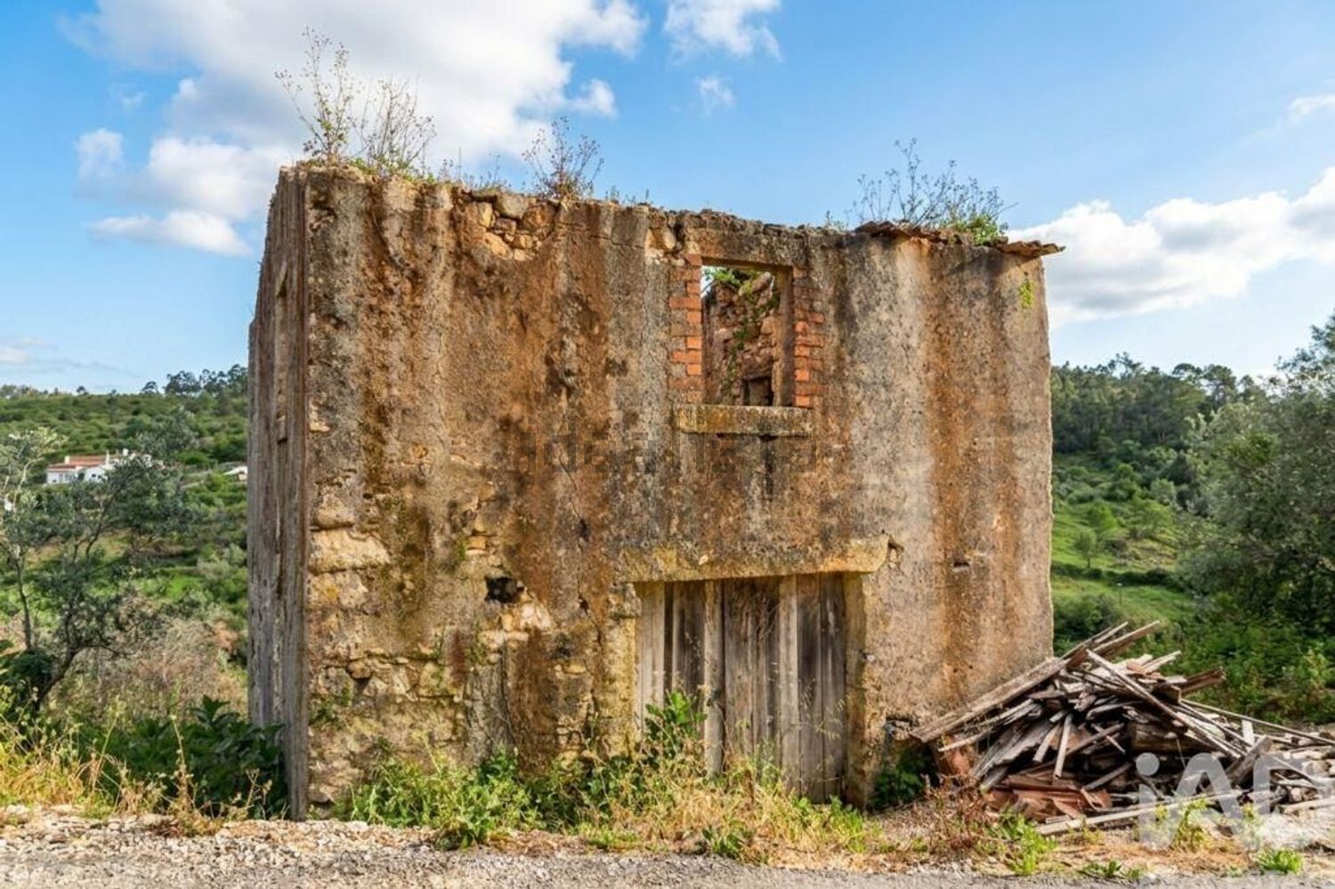 小楼房或独栋别墅出售在 Vila Seca e Bem da Fé - 外立面