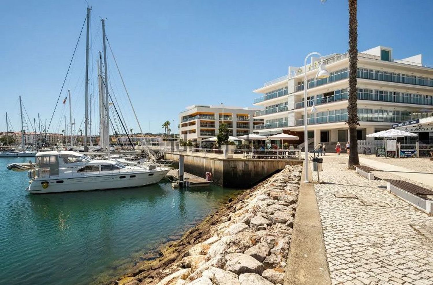 出租公寓 t3在Praça da Ribeira das Naus, 7 - 视线