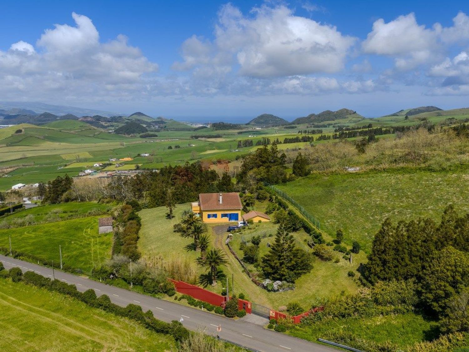 小楼房或独栋别墅出售在 Santa Cruz - 视线